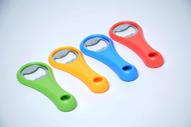 O ABRIDOR DE GARRAFA DE METAL E PLÁSTICO custa R$3,67 na Sirius 1,99. O ABRIDOR DE GARRAFA DE METAL E PLÁSTICO custa R$3,67 na Sirius 1,99.