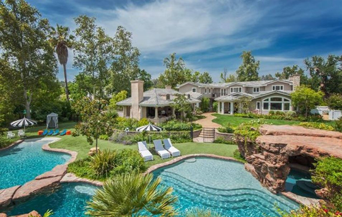 Angelina Jolie se mudou para esta mansão na Califórnia