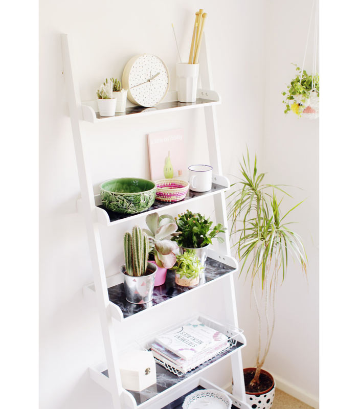 02-maneiras-de-transformar-uma-escada-de-obra-em-parte-da-decoração