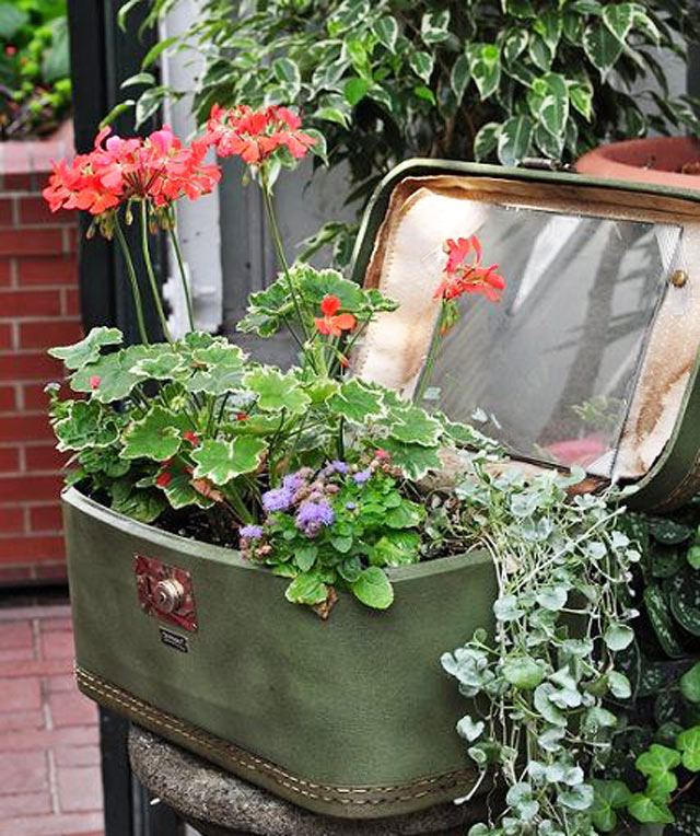 10-formas-criativas-de-reciclar-malas-antigas