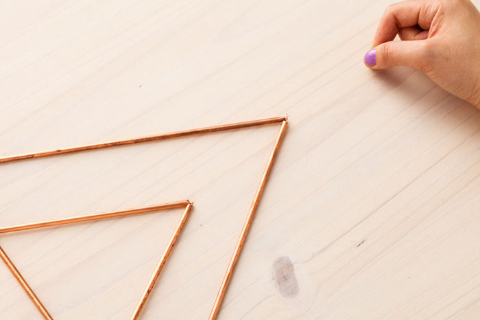 16-como-fazer-um-mobile-geometrico-decorado-com-flores