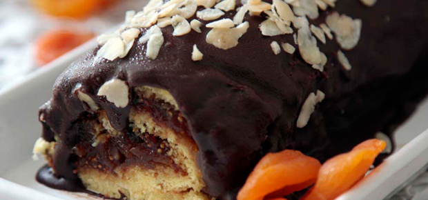 P&aacute;scoa-2013---Zaza-em-Casa---Tronco-Pascal