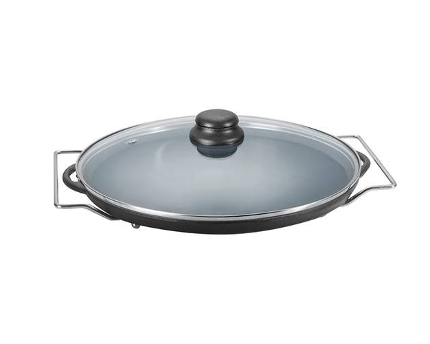 A forma de pizza de ferro fundido Panela Mineira, com suporte, custa R$ 92,50 na Shoptime.