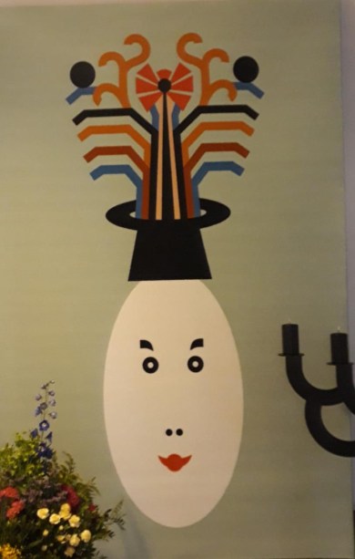 E teve homenagem para Alessandro Mendini, falecido neste ano. Aconteceu na Mediateca Santa Teresa, mesmo espaço em que a Moooi apresentou sua coleção. E teve homenagem para Alessandro Mendini, falecido neste ano. Aconteceu na Mediateca Santa Teresa, mesmo espaço em que a Moooi apresentou sua coleção.