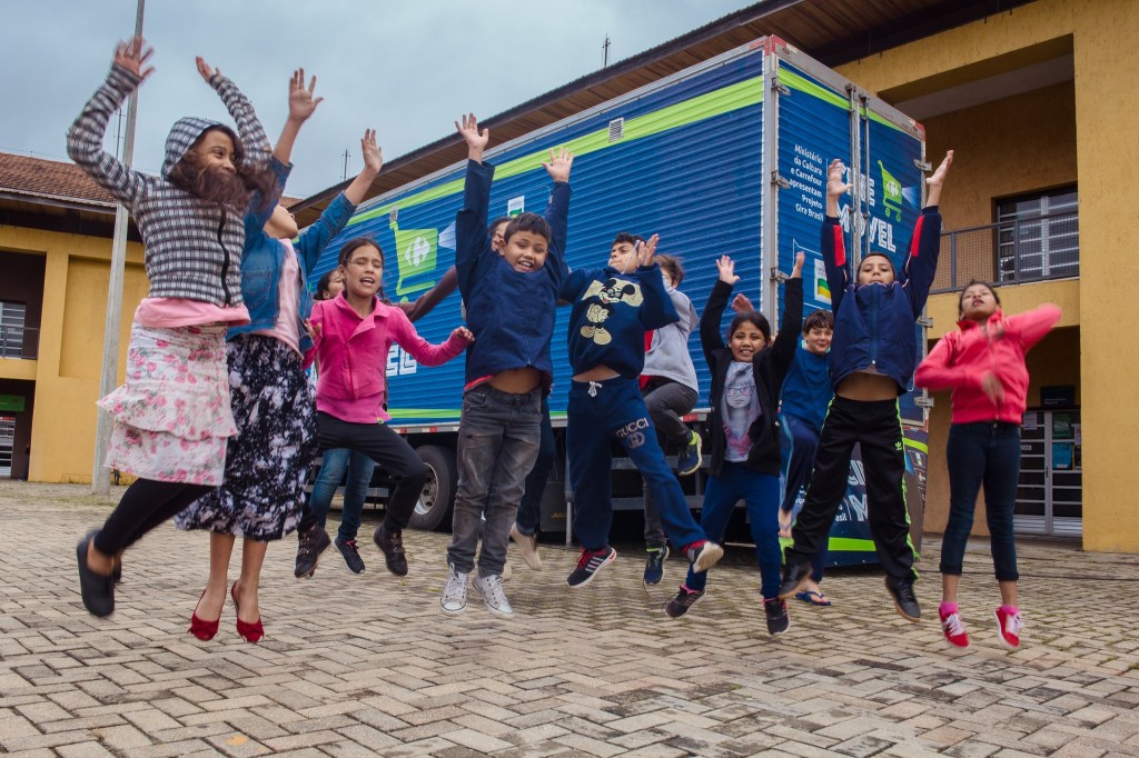 Cinema itinerante democratiza o audiovisual e valoriza a produção nacional