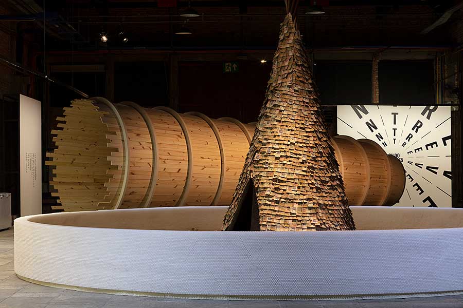 Sesc Pompeia sedia eventos exclusivos na exposição de Cildo Meireles