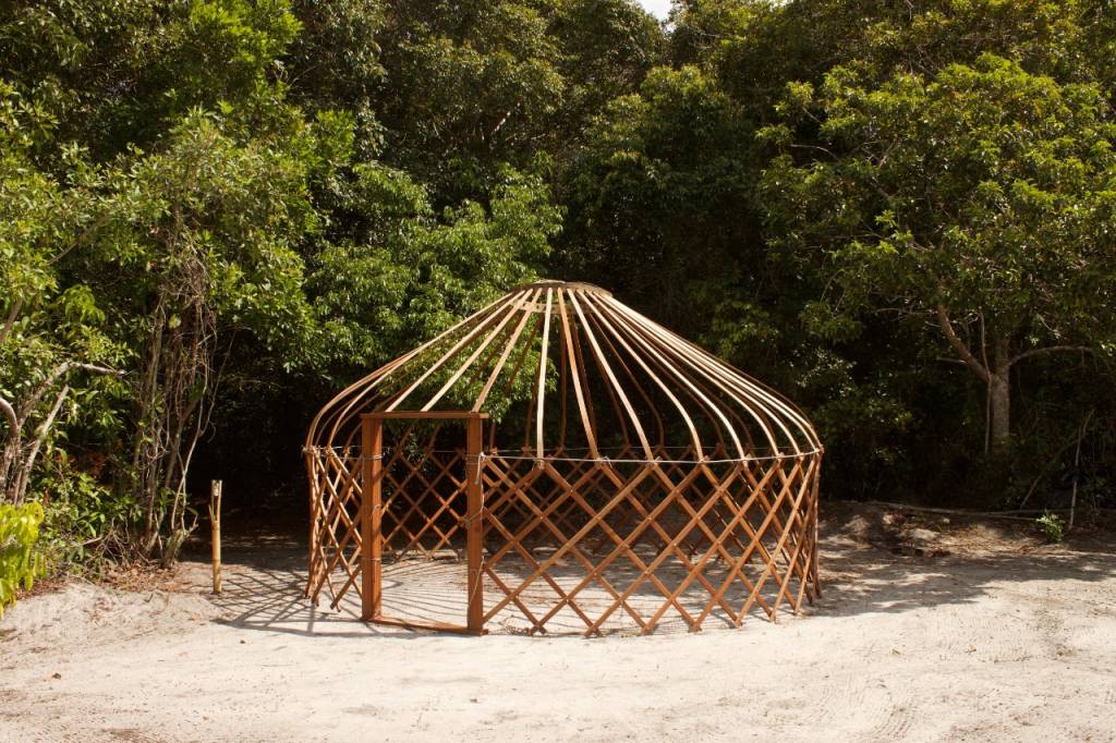 Paralela: Yurtacaraíva, uma comunhão entre povos em forma de construção