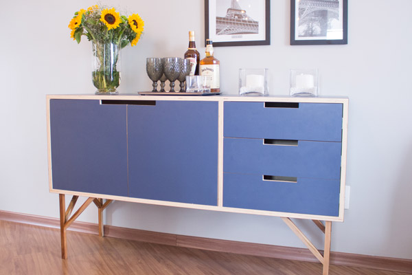 Faça você mesmo um aparador para decorar a sala