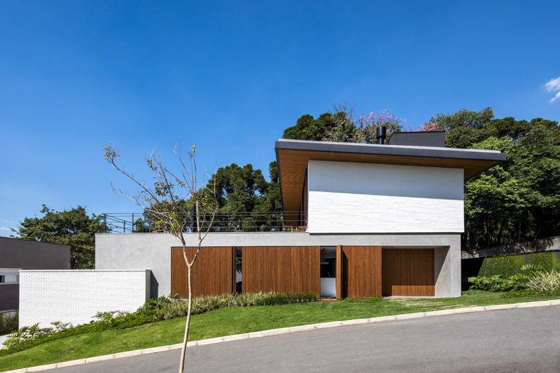 ac-house-1-810×540 ac-house-1-810×540