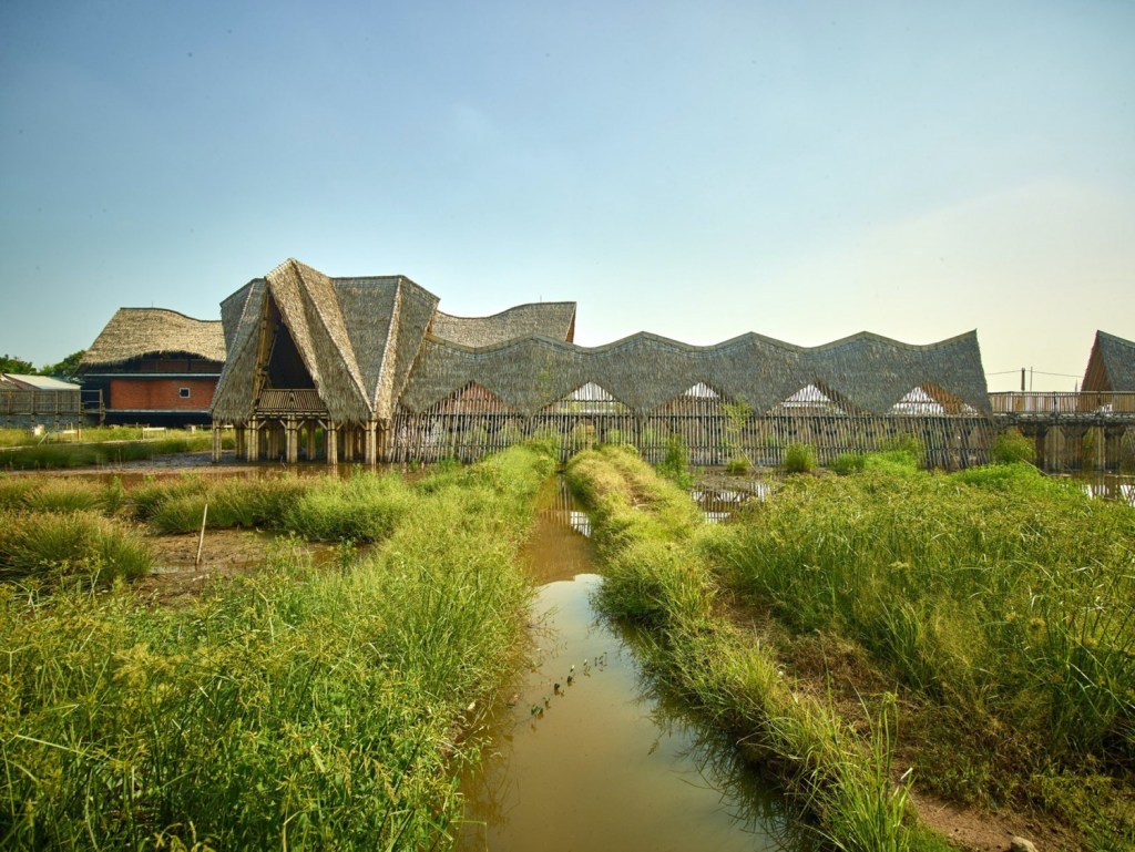 Bambu-school-alfa-omega-raw-architecture-tangerang-city-indonesia