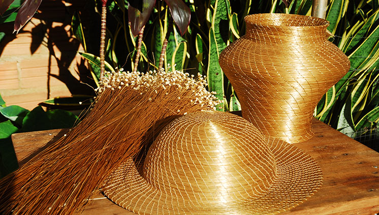cesta-de-capim-dourado-embratur cesta-de-capim-dourado-embratur