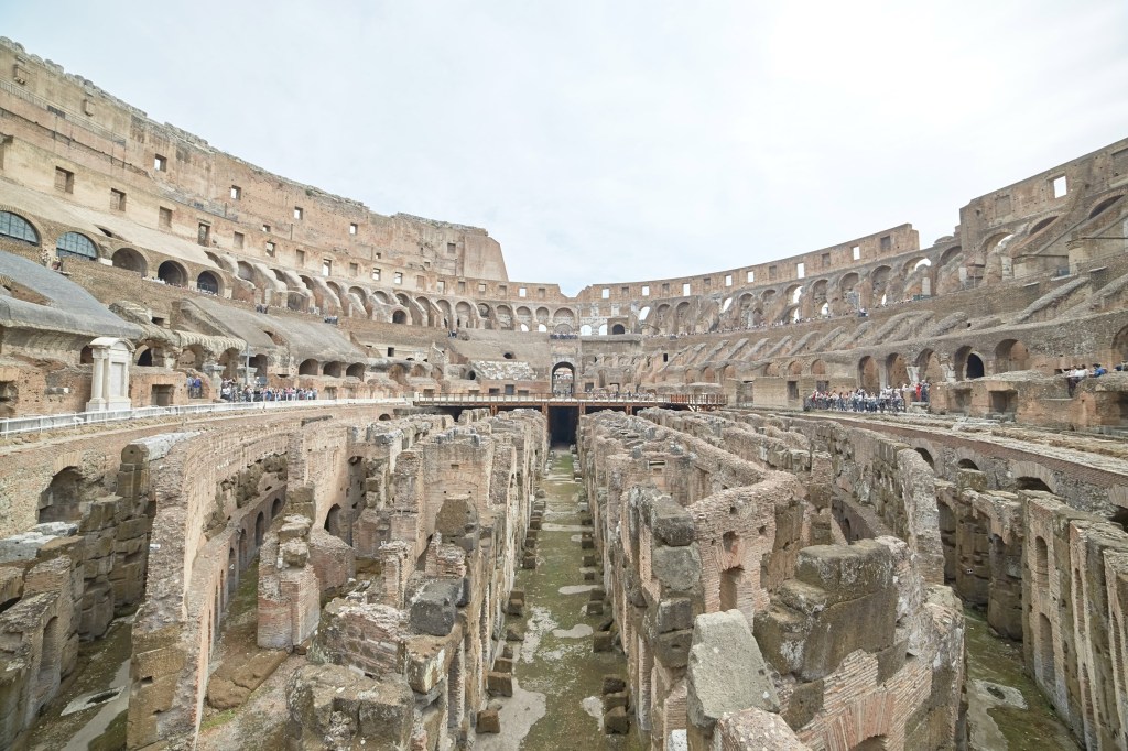 arena-do-coliseu-podera-ganhar-piso-retratil-casa.com-2