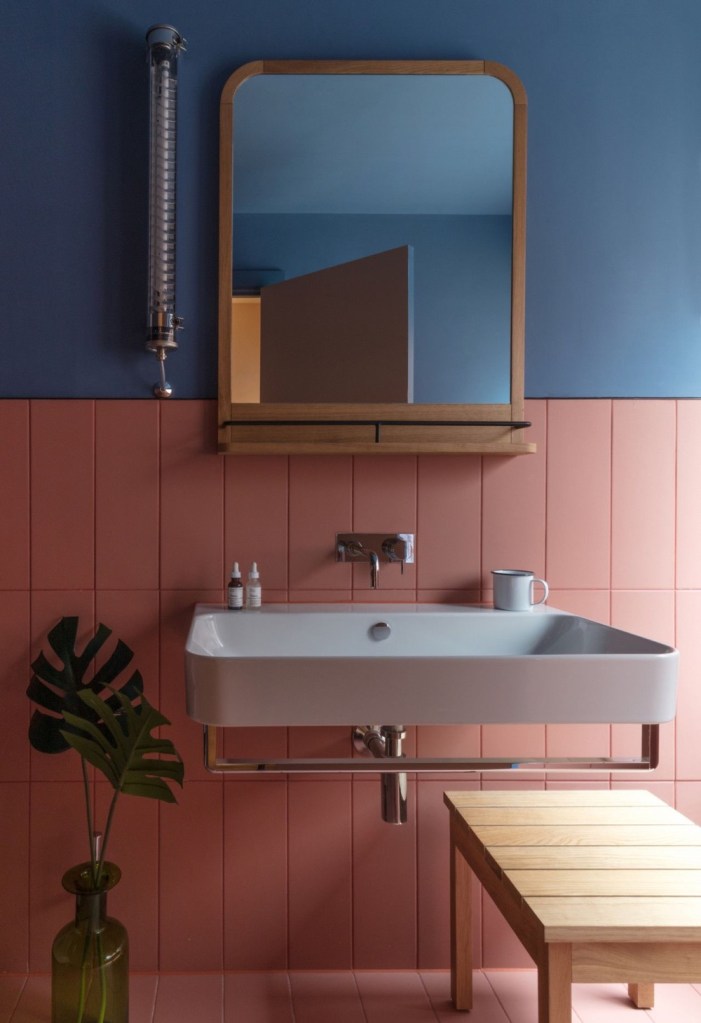 cores-combinacoes-diferentes7 banheiro rosa e azul