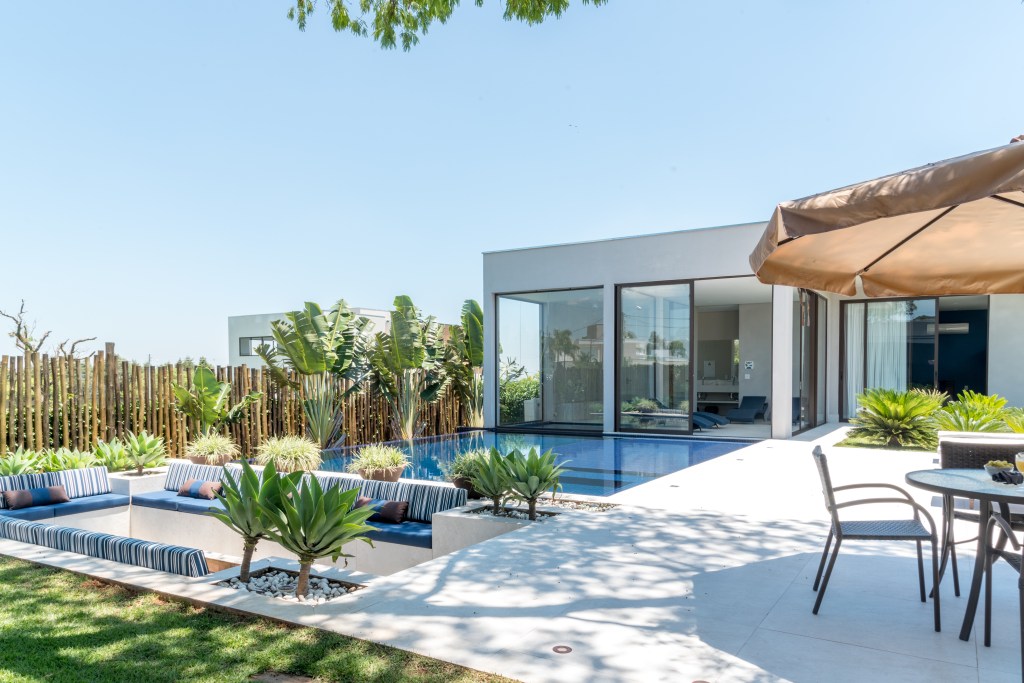 dicas-e-inspiracoes-para-areas-externas-casa.com-4Projeto Isabella Nalon – Foto Julia Herman dicas-e-inspiracoes-para-areas-externas-casa.com-4Projeto Isabella Nalon – Foto Julia Herman