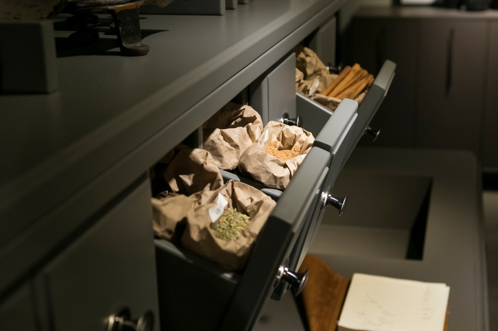 erros-que-voce-nao-pode-cometer-ao-planejar-a-cozinha-casa.com-SCA_Av.Europa_(RafaelRenzo)-101 (1) erros-que-voce-nao-pode-cometer-ao-planejar-a-cozinha-casa.com-SCA_Av.Europa_(RafaelRenzo)-101 (1)