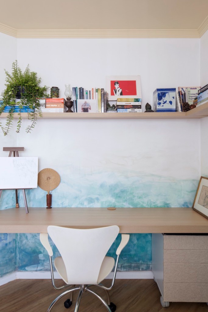 Home office com atmosfera de praia