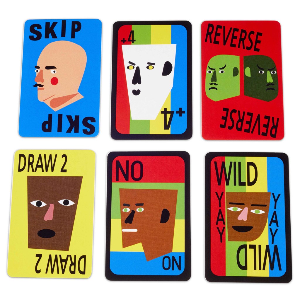 Seis cartas de Uno com as faces viradas para cima