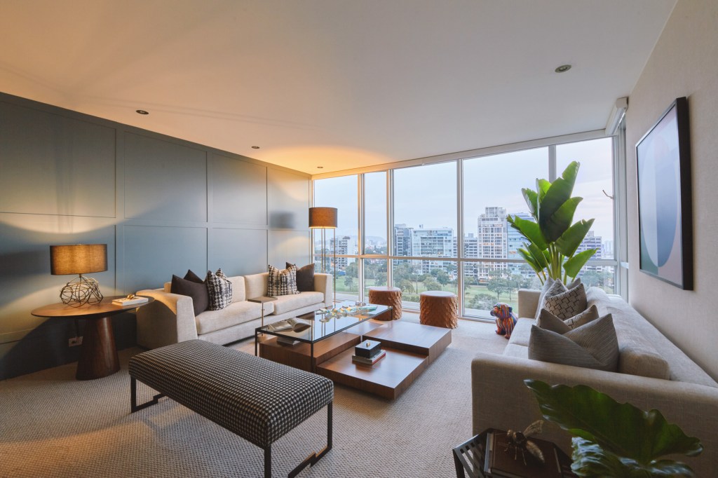 Design e obras de arte trazem personalidade a apê de 250 m²