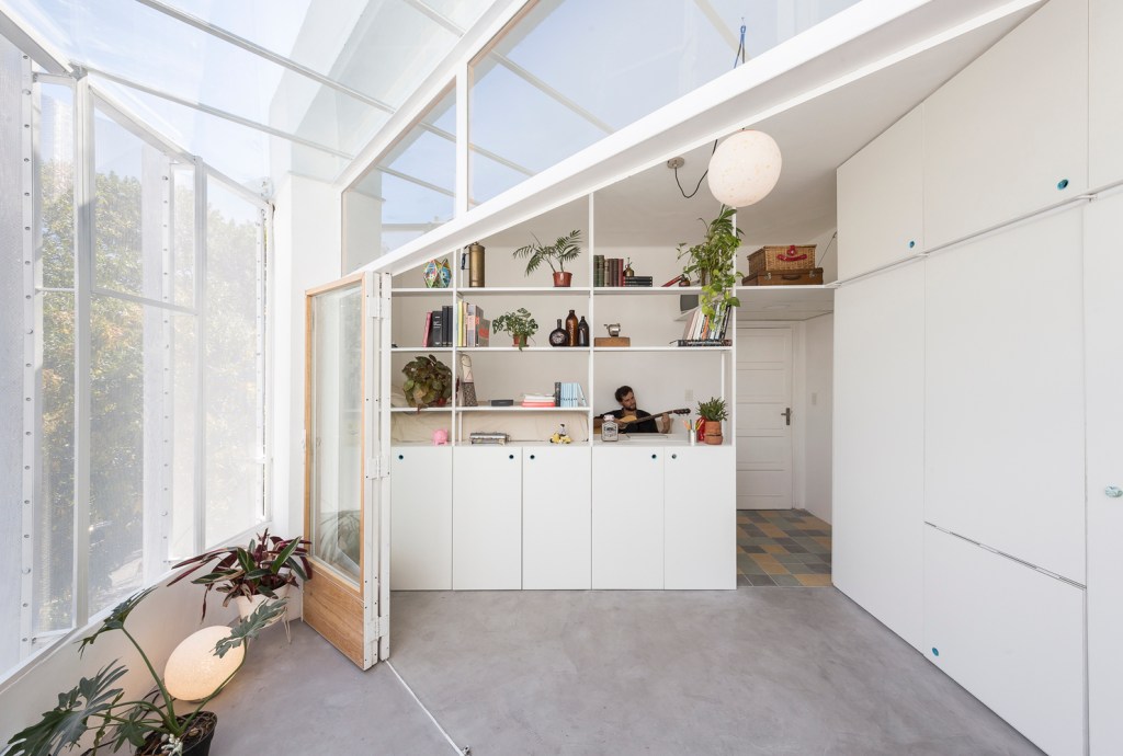 2-apartamento-de-apenas-25-m-2-e-minimalista-e-funcional 2-apartamento-de-apenas-25-m-2-e-minimalista-e-funcional