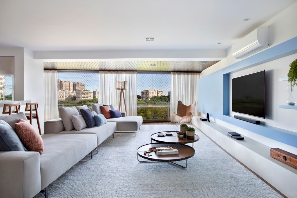 ape-com-churrasqueira-na-sala-casa.com Apartamento na Barra da Tijuca assinado pela arquiteta BRUNA BRUNOW, do escritório NO TAPUME _ foto 1 ape-com-churrasqueira-na-sala-casa.com Apartamento na Barra da Tijuca assinado pela arquiteta BRUNA BRUNOW, do escritório NO TAPUME _ foto 1