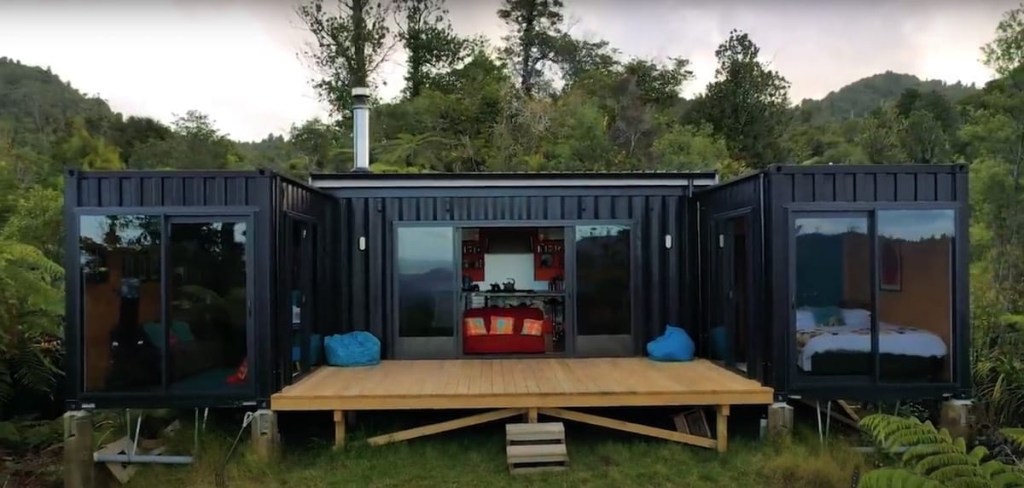 casa-conteiner-autonoma-ciclo-vivo-Reprodução-YouTube-TinyHouseNZ-10 casa-conteiner-autonoma-ciclo-vivo-Reprodução-YouTube-TinyHouseNZ-10
