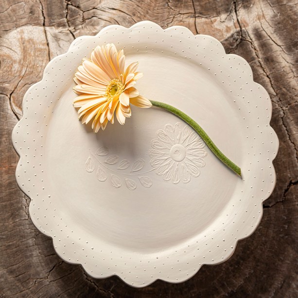 Prato Mestras do Bolo, da Camicado (disponível apenas nas lojas físicas) Prato Mestras do Bolo, da Camicado (disponível apenas nas lojas físicas)