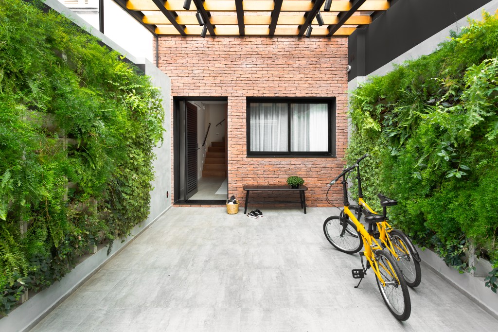 41-consultorio-odontologico-vira-casa-jovem-e-contemporanea-de-150-m-2 41-consultorio-odontologico-vira-casa-jovem-e-contemporanea-de-150-m-2
