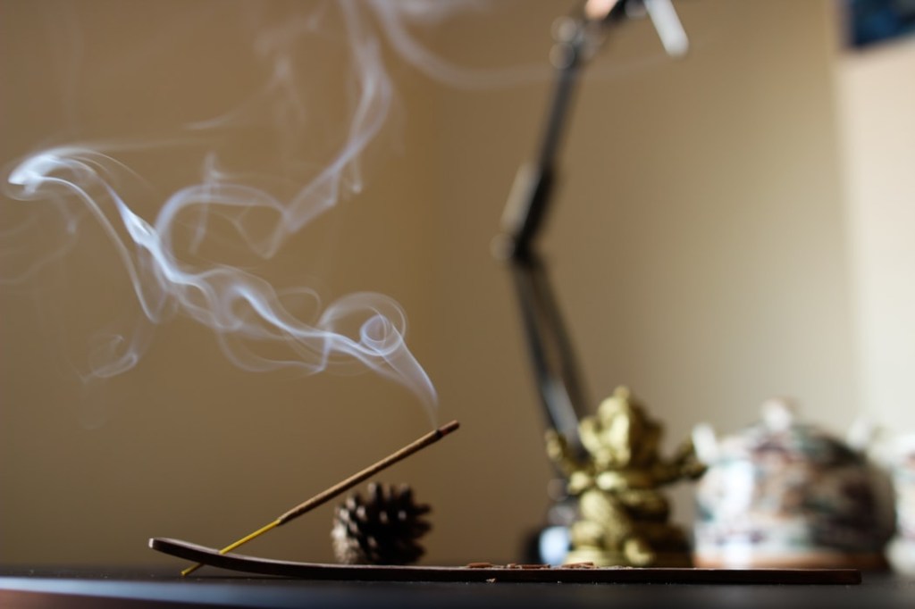 espaco-zen-na-decoracao-casa.com-9-unsplash-denis-oliveira espaco-zen-na-decoracao-casa.com-9-unsplash-denis-oliveira