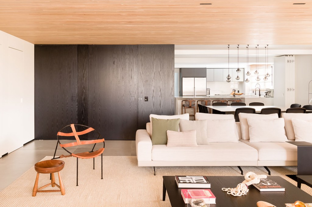 reforma-deixa-ape-de-315-m²-com-estilo-moderno-e-contemporaneo-casa.com-figueiredo-fischer-ricardo-bassetti-(56)