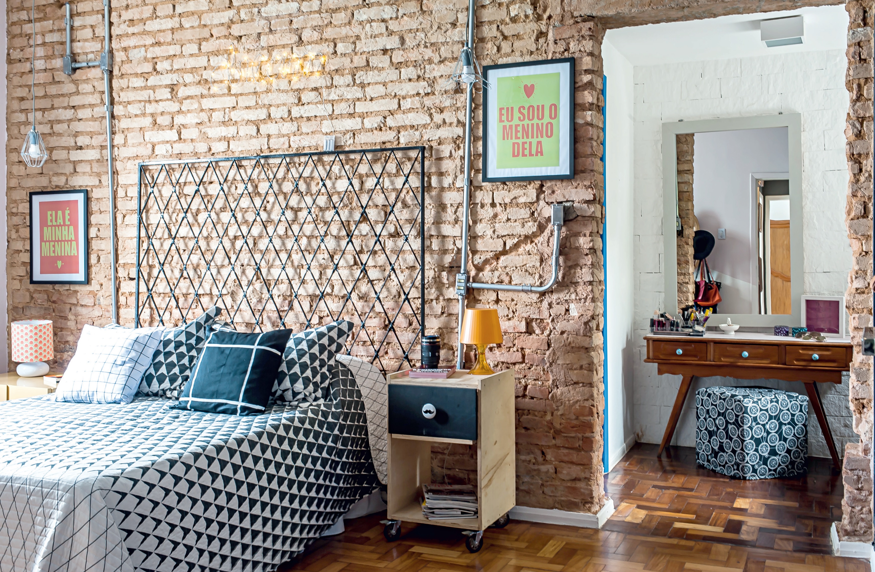 casa-com-decor-descolada-tem-balanco-teto-quarto