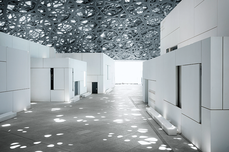 Louvre Abu Dhabi, por Jean Nouvel, Emirados &Aacute;rabes Unidos.