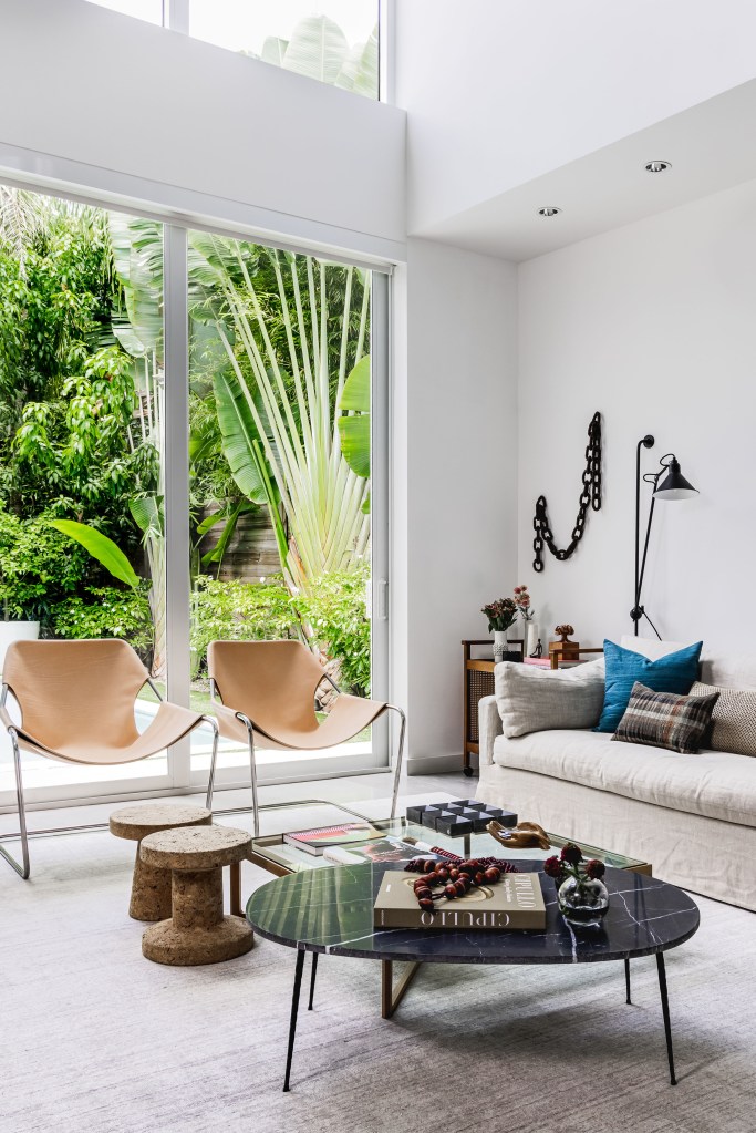 19-estilo-contemporaneo-e-design-nacional-marcam-esta-casa-de-330-m-2