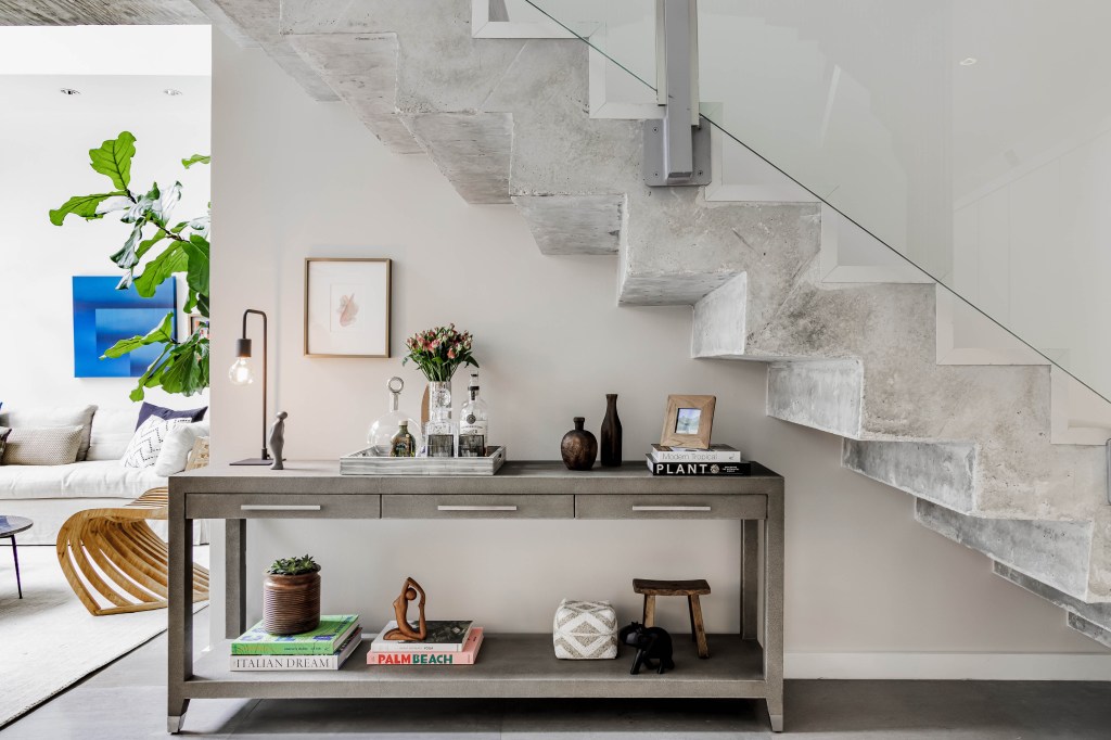 3-estilo-contemporaneo-e-design-nacional-marcam-esta-casa-de-330-m-2