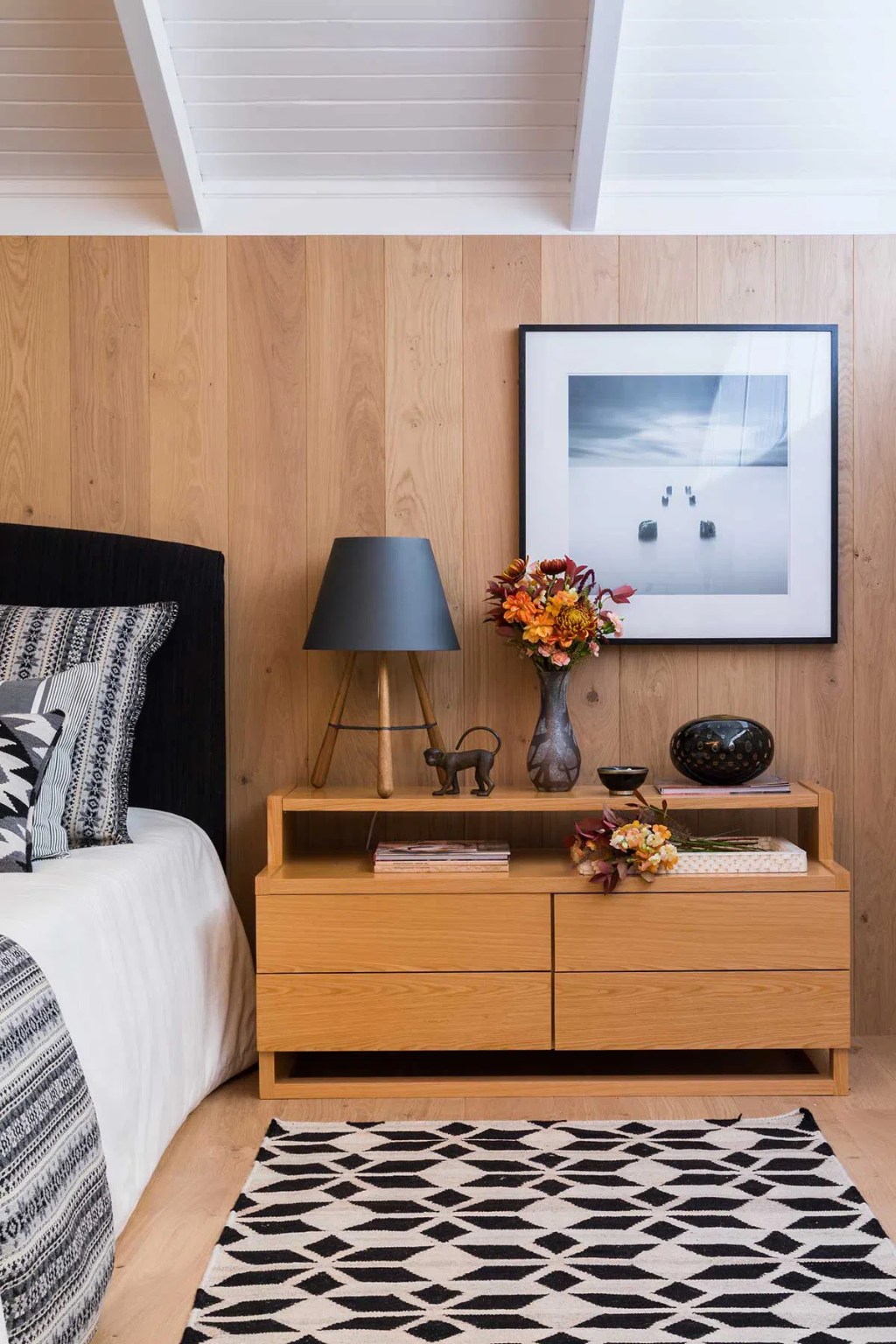 Mesa de cabeceira: como escolher a ideal para o seu quarto?