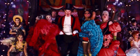 Hey-sister-go-sister-é-possível-se-hospedar-no-Moulin-Rouge-03 Cenas de Moulin Rouge