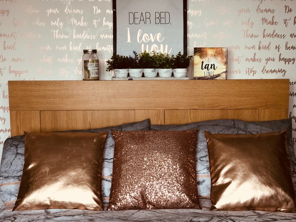 A-cor-para-o-quarto-de-cada-signo-10 Quarto com decorações em dourado