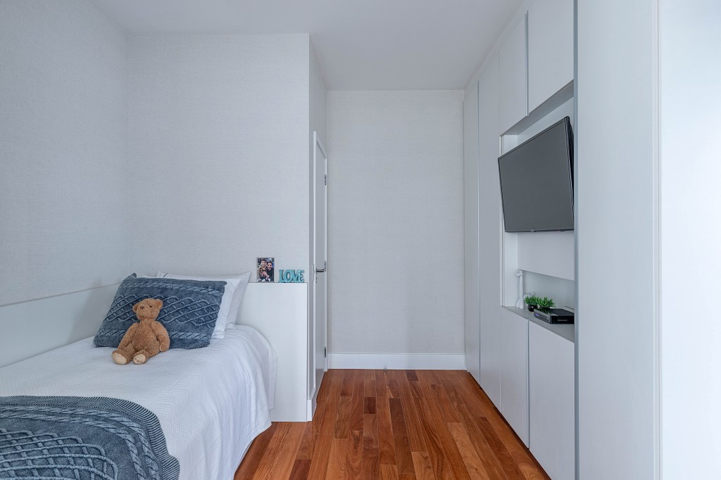 Casa-livre-de-alergias-como-evitar-os-problemas-respiratórios-08 Quarto com poucos itens de decoração