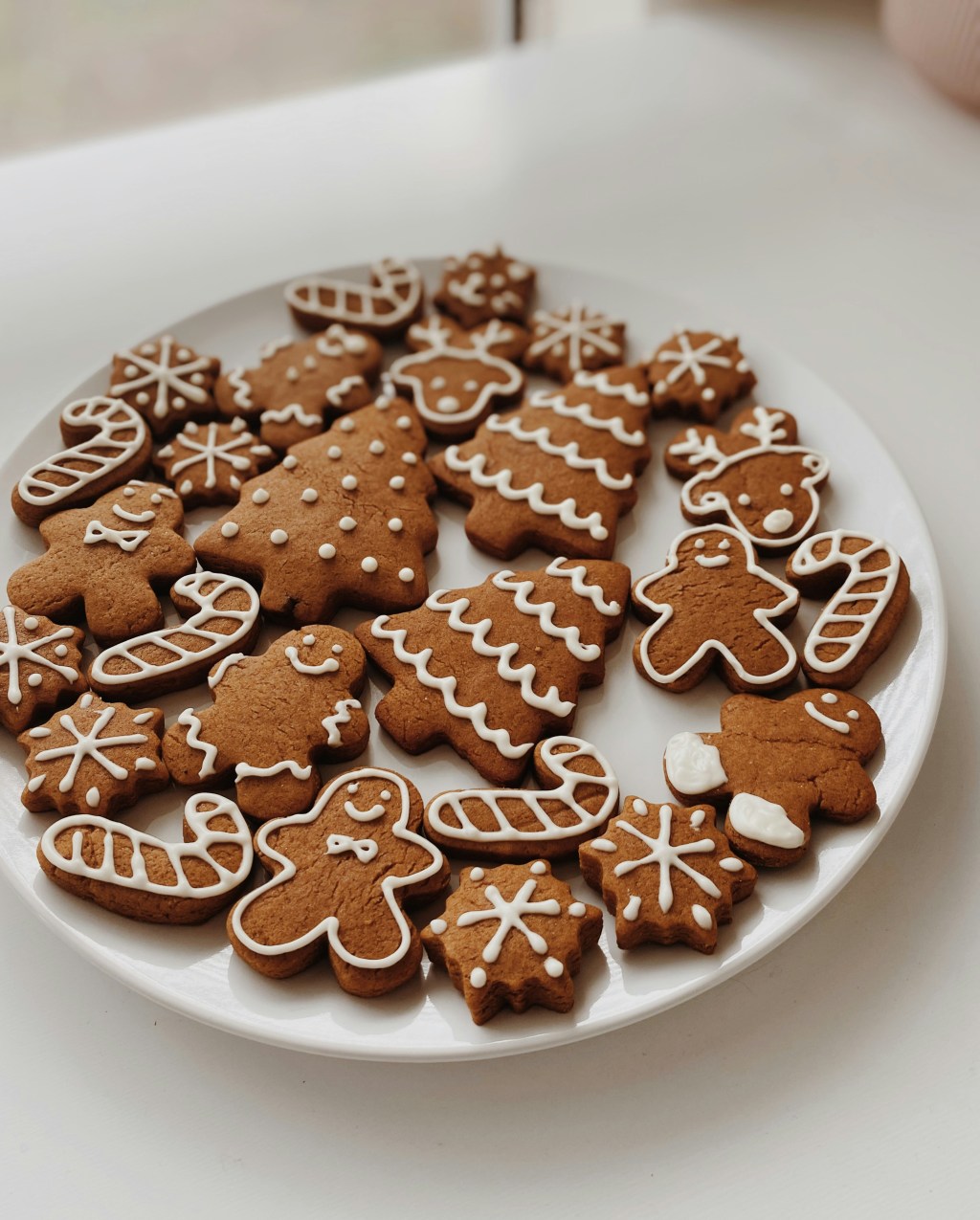 Gingerbread: veja uma receita fácil de biscoitos para presentar no Natal