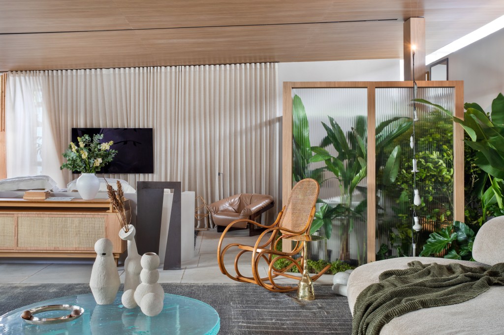 Casa de 110 m² mescla o contemporâneo com a tradição de Minas Gerais