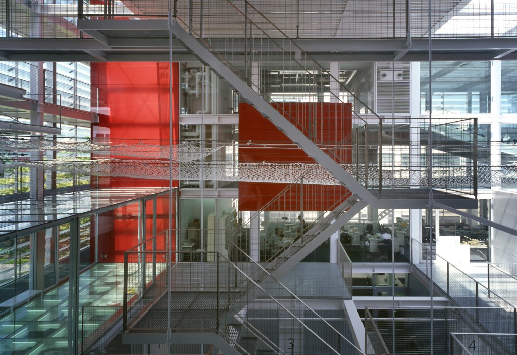 Hiroshima Nishi Fire Station 2 Arquiteto japonês Riken Yamamoto é laureado com o Pritzker 2024