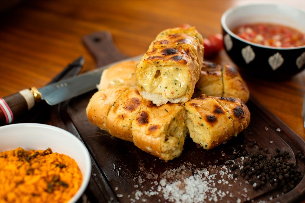 Pão de queijos para churrasco